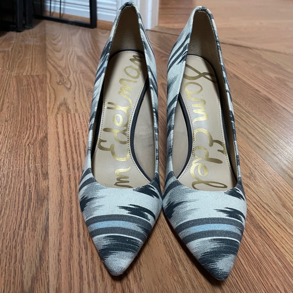 Sam Edelman White and Blue Pumps